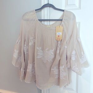 Ladies beige & white Embroidered “Gardenia Top” blouse size medium by Ruby Yaya